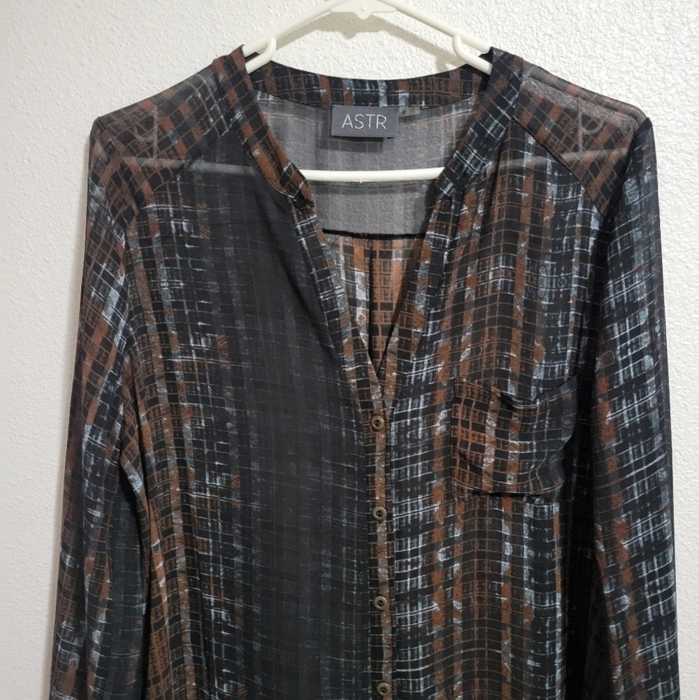 Astr label high low sheer cover up size medium - Picture 5 of 12